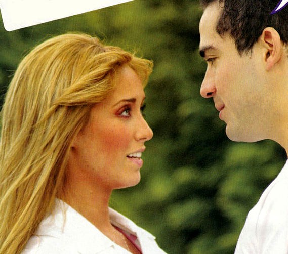 Anahi y Alfonso - foto povečava