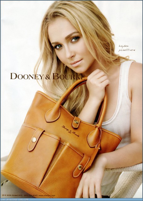 Hayden Panettiere - Dooney & Bourke bags - foto