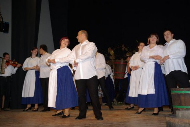 Folklorni večer 2007 Veržej - foto