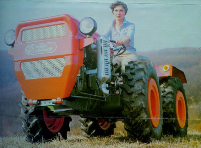 Traktorji  tv - foto