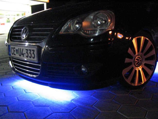 VW Polo 9N3 UnderBody LED - foto povečava