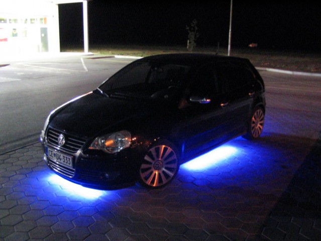 VW Polo 9N3 UnderBody LED - foto