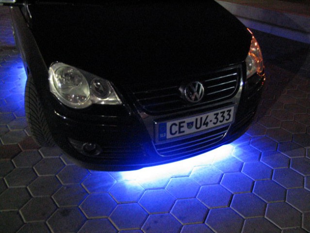 VW Polo 9N3 UnderBody LED - foto