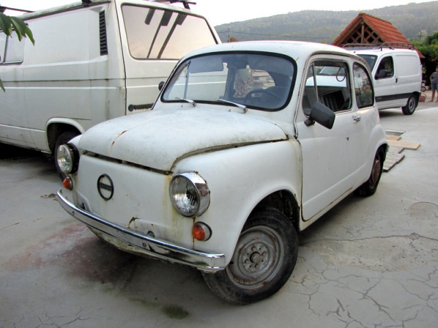 ZASTAVA 750 - foto