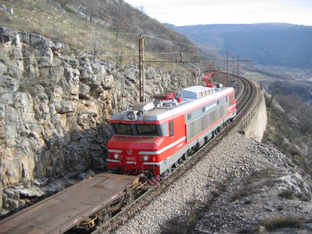 Potiskanje vlaka-doprežna lokomotiva