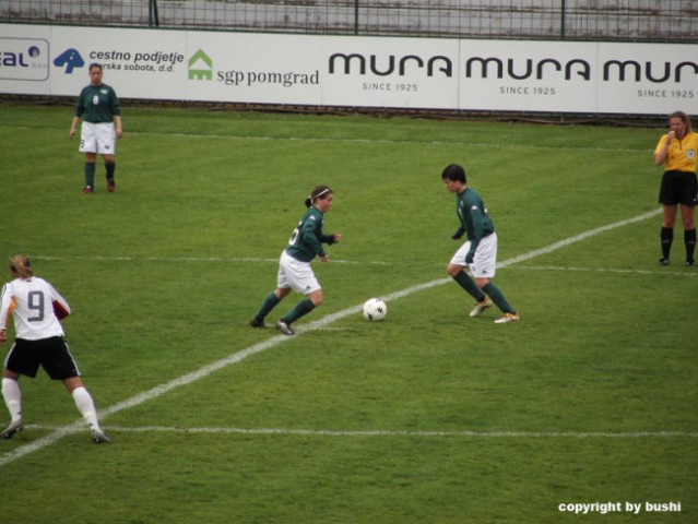 2006-04-27 - Nemcija - Slovenija (U-19 zenske - foto