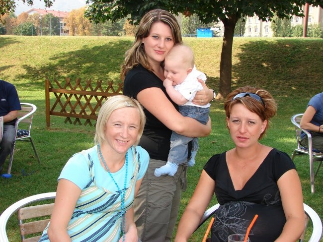 Jutranji čveki - foto povečava