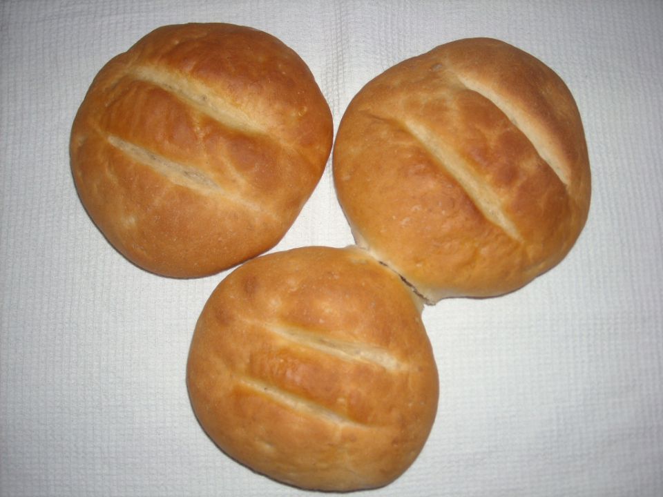 Beli kruh - hlebček (Migla)