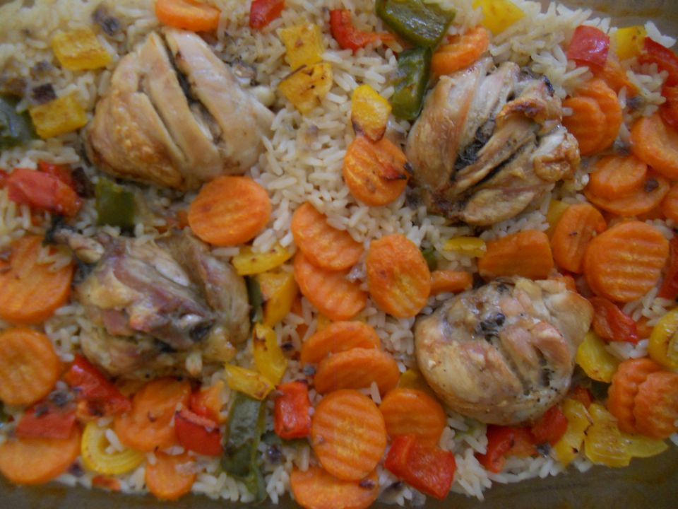 Piščanec z rižem v pečici (KuharicaStoja)