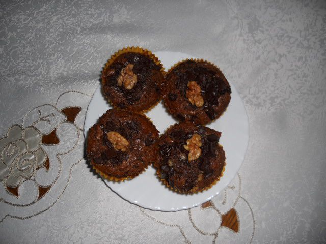 Čokoladno - orehovi muffini (jada)
