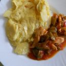 Dauphineški krompir, meso v zelenjavni omaki