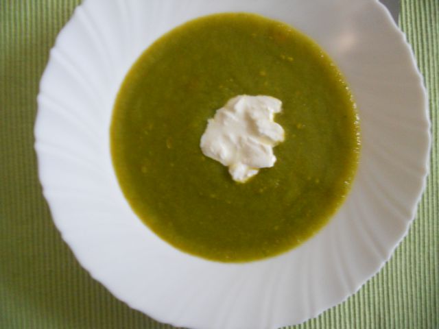 Kremna juha iz brokolija in korenčka