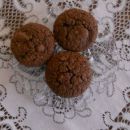 Čokoladni muffini s suhimi marelicami