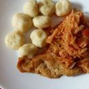 Zelje po  italijansko, krompirjevi cmoki, piščančji zrezki