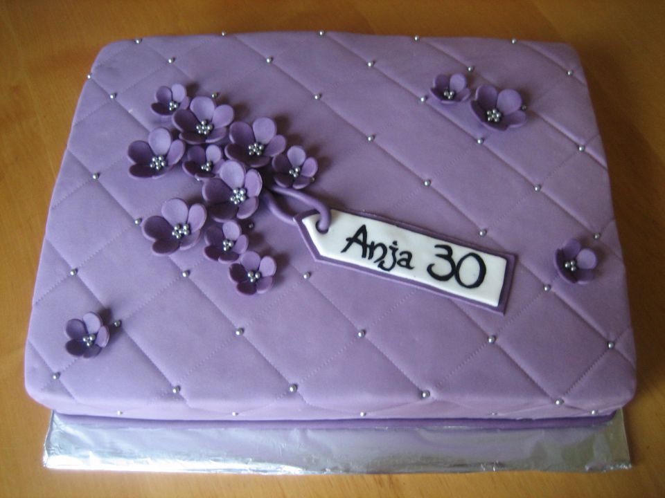 Torte, narejene za odrasle - foto povečava