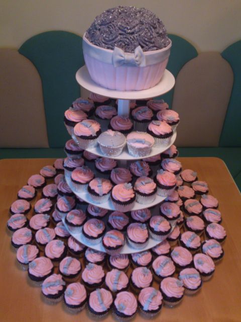 Poročne torte in torte za obletnice - foto
