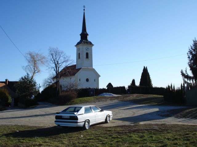 Audi Coupe GT - foto