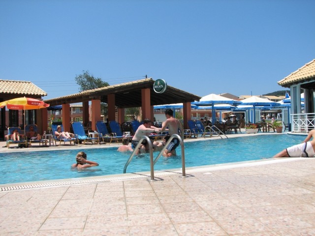 Maturantski izlet KRF [ Grčija ] - foto