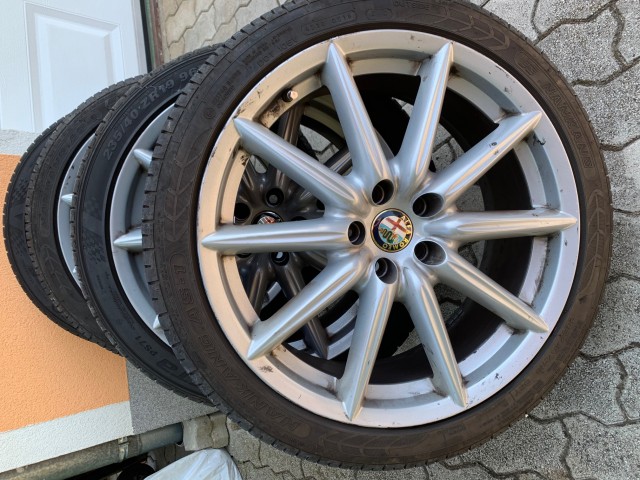 AR 159 1.9JTDm - foto