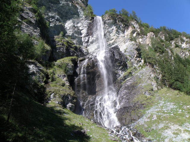 Mogoče se bo sredi voda prikazala gorska vila