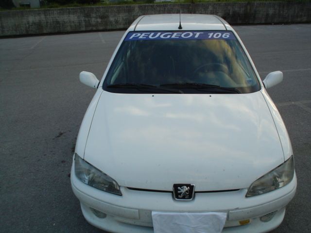 Peugeot 106 rallye - foto