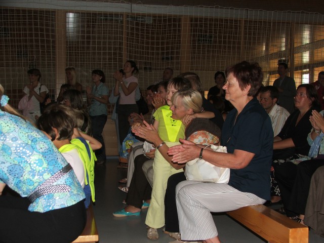 Lara for the first time in school - foto