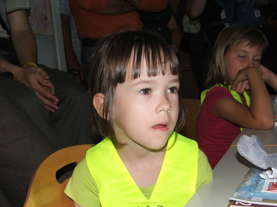 Lara for the first time in school - foto povečava