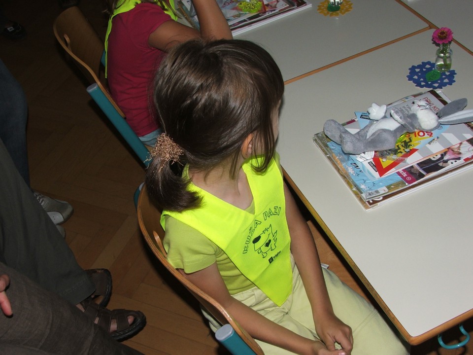 Lara for the first time in school - foto povečava