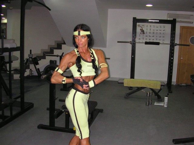 TRENING miss fitnes   - foto