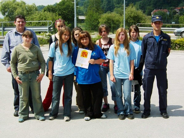 MLADINA 2007 - foto