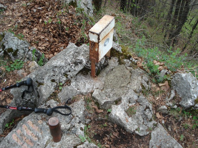 Paški Kozjak 1.5.2009 (Jože) - foto