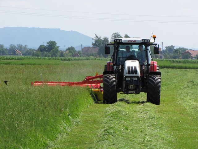 Demo_Steyr_Pöttinger - foto