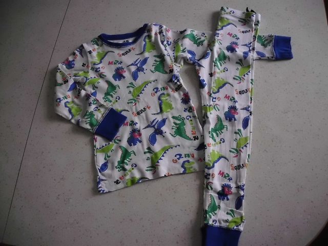 H&m pižama 110/116