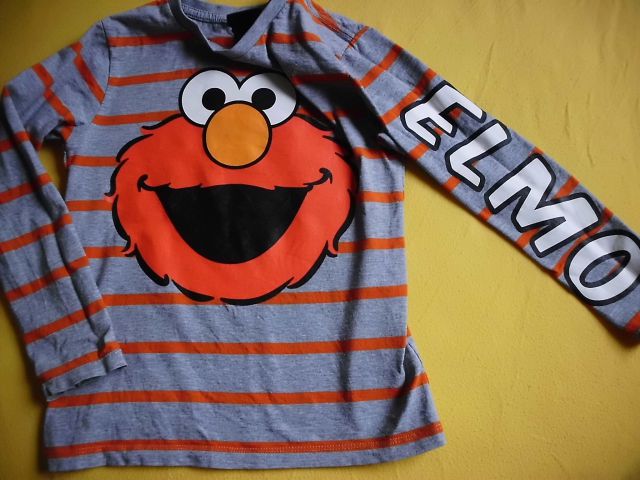 H&m majčka elmo 110/116
