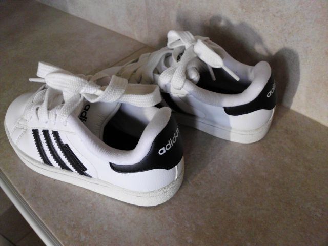 Adidas superge 30