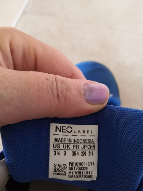 Adidas neo 35 1/2
