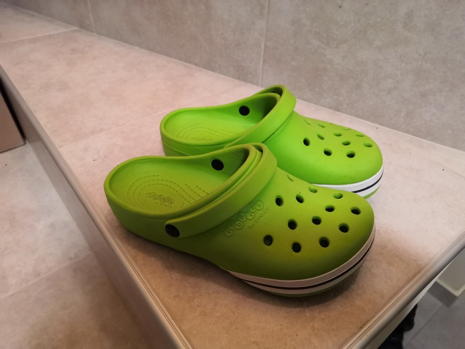 Crocs J2 jibbitz