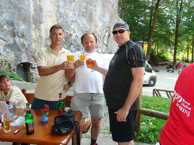 Pohod na Triglav(Vrata-Triglav-Trigl. jezera- - foto