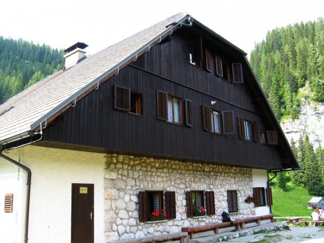 Pohod na Triglav(Vrata-Triglav-Trigl. jezera- - foto