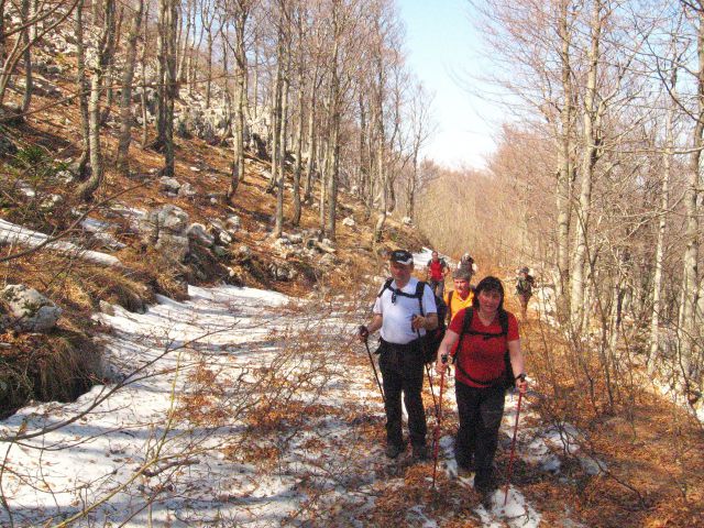 Predmeja-M.Golak(1495m)-Čaven-3.4.2011 - foto