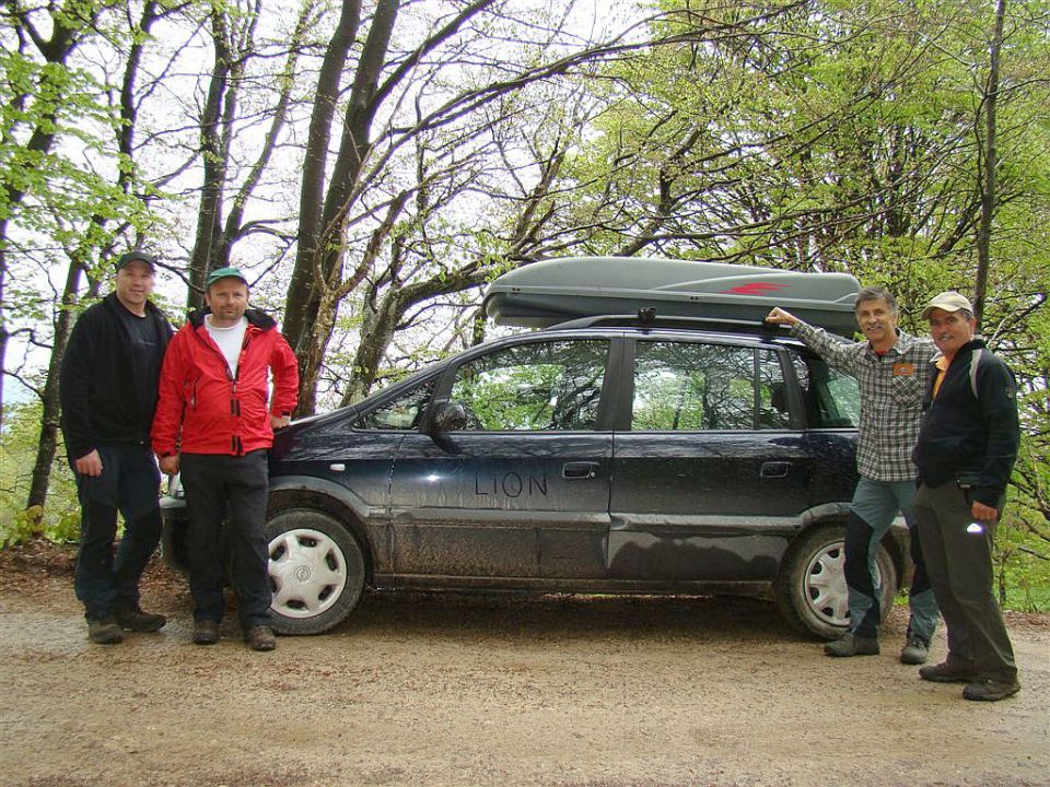 Sviščaki-Snežnik;Grad;Slivnica-30.4.2011 - foto povečava