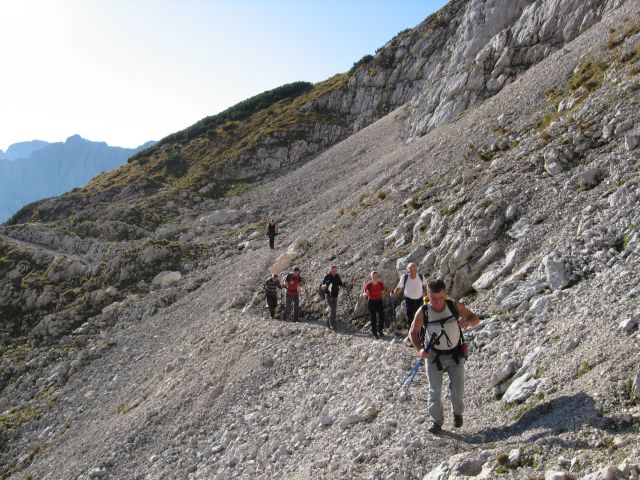 Vrata-Bivak-Škrlatica-2.10.2011 - foto