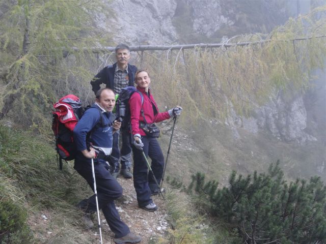 Bukovnik-Grohat-Raduha-Loka-(16.10..2011) - foto