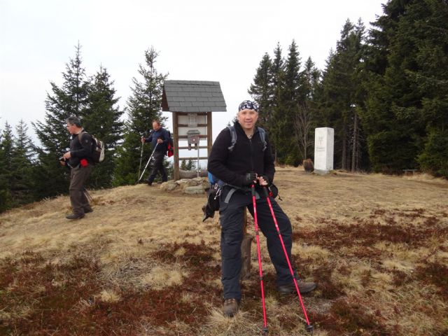 Košenjak in Ivarčko j.-Uršla gora-25.3.2012 - foto