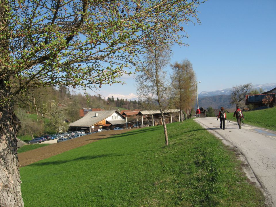 Kresnice-Geoss-Zasav.Sv.gora-Sava-9.4.2012 - foto povečava