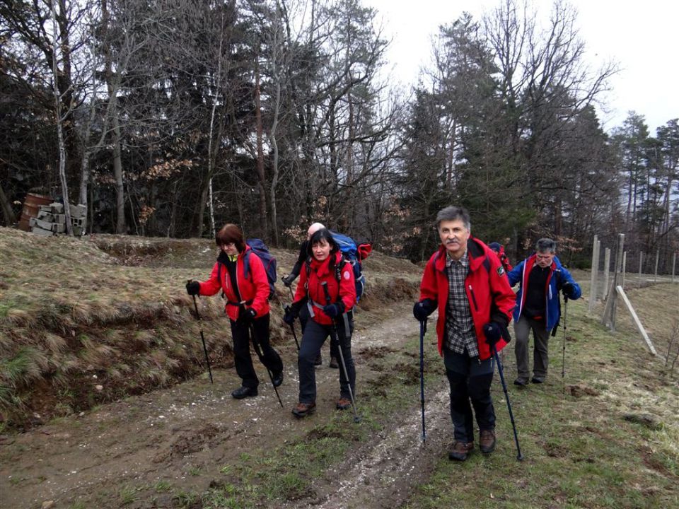 Selnica-Sv.Duh(904m)-Vel.Boč-Slemen-7.4.13 - foto povečava