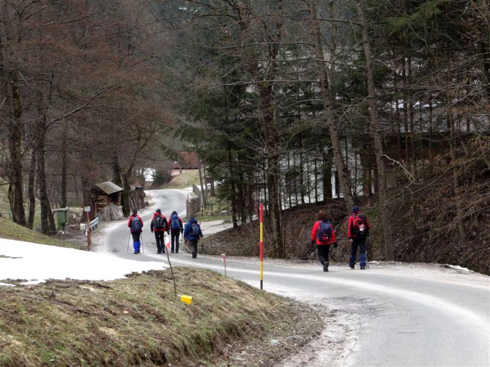 Selnica-Sv.Duh(904m)-Vel.Boč-Slemen-7.4.13 - foto povečava