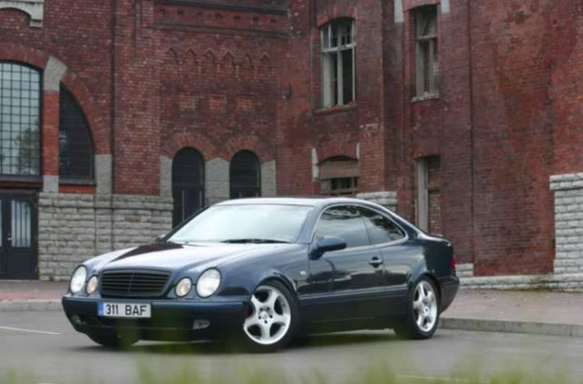 Mercedes Benz CLK 200 Sport - foto