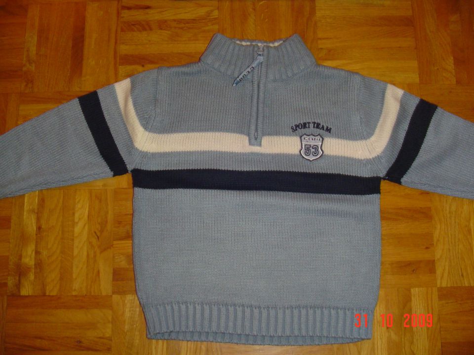 pulover z ovratnikom, št. 110, 5 eur