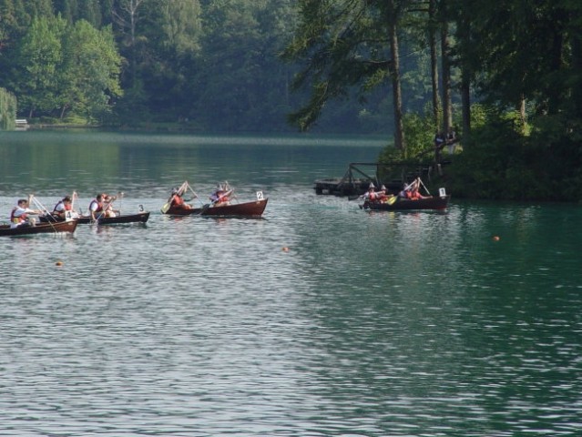 Vikendeva regata popularnih - foto